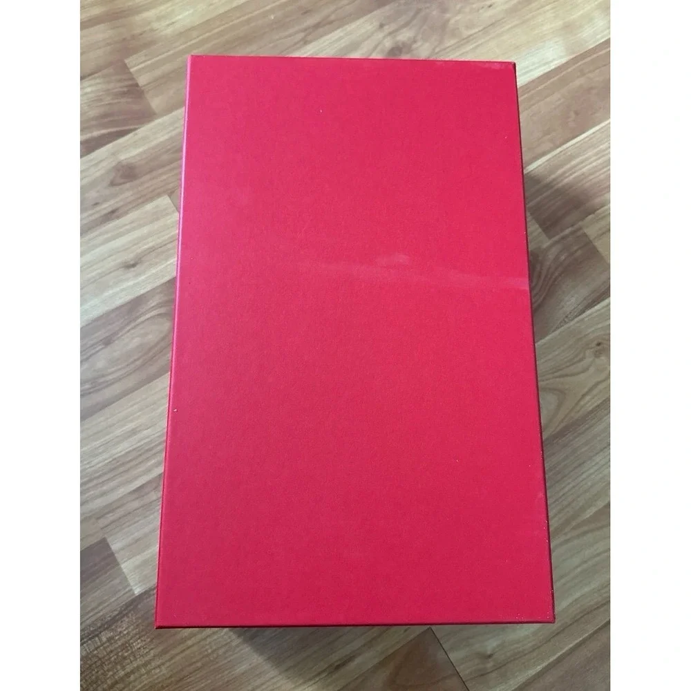 Ferragamo empty shoe box